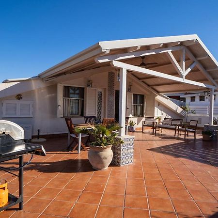 Casa Vacanza Giugio Giardini-Naxos Buitenkant foto