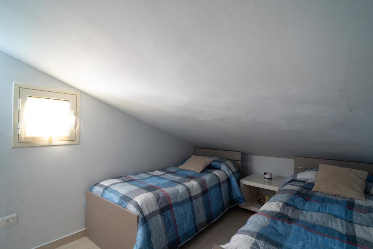 Casa Vacanza Giugio Giardini-Naxos Buitenkant foto